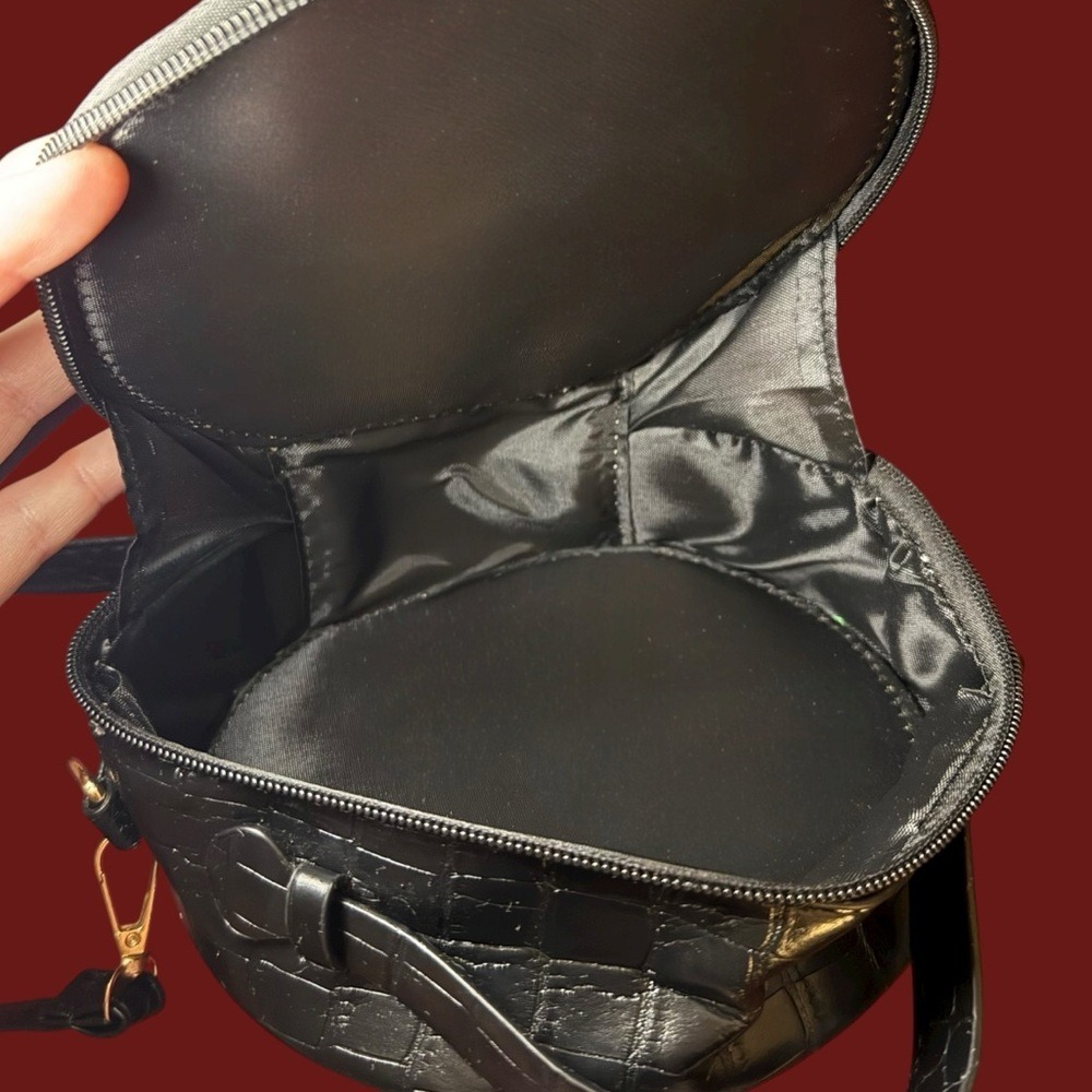 Yin Yang Alligator-Pattern Crossbody Bag New - Picture 4 of 8